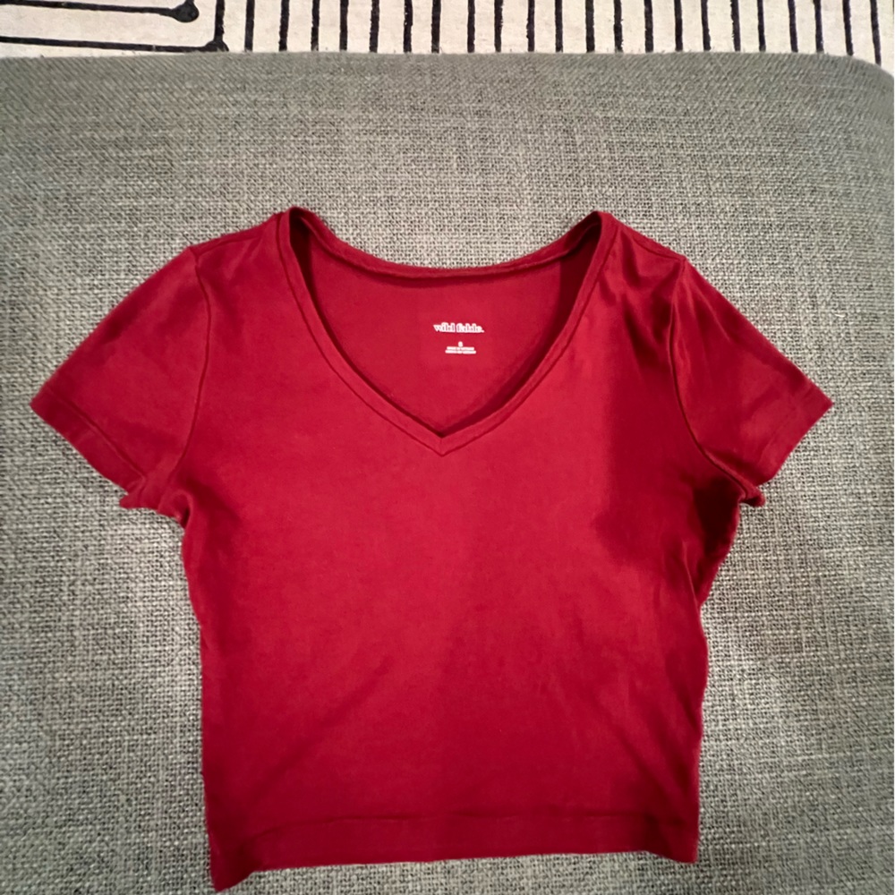 Red cropped shirt